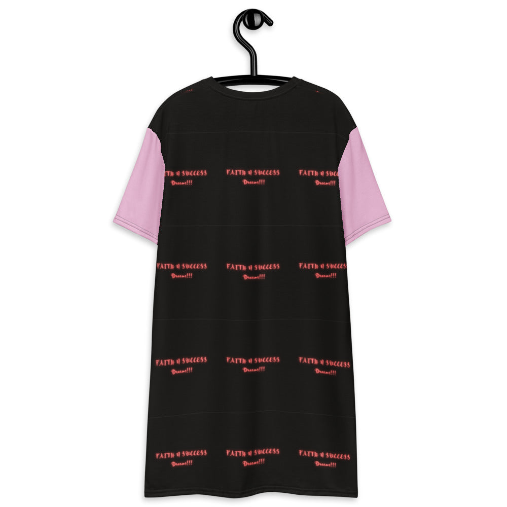 T-shirt dress